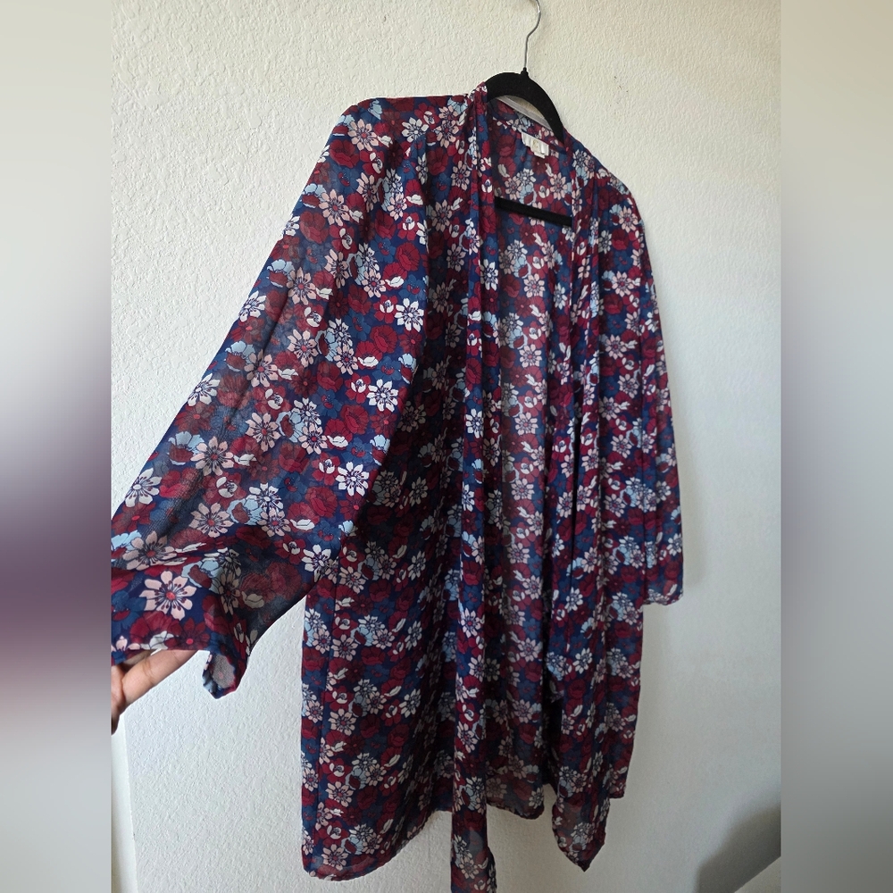 Charming Charlie Sheer Floral Kimono in Burgundy, Navy & White - Picture 2 of 8